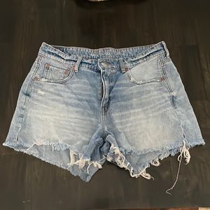 American Eagle Tomgirl shorts